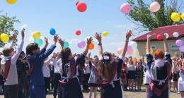 В Ростовской области «Единая Россия» помогла школьникам Донбасса провести «Последний звонок»