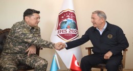 Millî Savunma Bakanı Hulusi Akar, Kazakistan Genelkurmay Başkanı Korgeneral Marat Khusayinov’u Kabul Etti