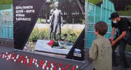 В Перми активисты «Единой России» и «Молодой Гвардии» зажгли свечи в память о детях, погибших в Донбассе