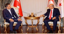 Cumhurbaşkanı Ersin Tatar, Türkiye Cumhuriyeti Badminton Federasyonu başkanı ve beraberindeki heyeti kabul etti