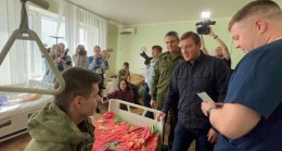 Андрей Турчак: «Единая Россия» будет расширять практику направления на лечение и реабилитацию в российские клиники раненых на Донбассе