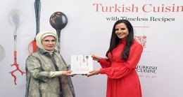 Emine Erdoğan, “Asırlık Tariflerle Türk Mutfağı” kitabının Sırpça tercümesi tanıtım etkinliğine katıldı