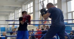 «Единая Россия» и МГЕР запустили проект «Чемпионы – детям Донбасса»