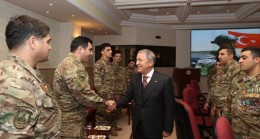 Millî Savunma Bakanı Hulusi Akar, Türkiye Muharip Gaziler Derneği Yönetimi ve Azerbaycan’ın Karabağ Gazileri ile Bir Araya Geldi