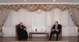 The Minister received the Ambassador of the Sultanate of Oman