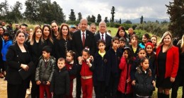 Cumhurbaşkanı Ersin Tatar, Gaziveren ve Çamlıköy şehitlerini anma törenlerine katıldı