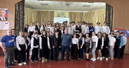 «Единая Россия» и МГЕР организовали уроки о космосе в Луганске и Геническе