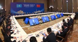 Devlet başkanı, Kazak-Çin yatırım yuvarlak masasına katıldı