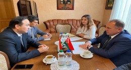 Tacikistan Büyükelçisinin Belarus Tarım ve Gıda Bakanı ile görüşmesi
