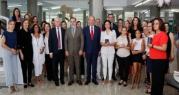 Cumhurbaşkanı Ersin Tatar, Kültür Dairesi tarafından düzenlenen “Kitap bağışı sizden, kahve bizden” etkinliğine katıldı