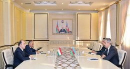 Büyükelçinin Azerbaycan Devlet Göç Dairesi Başkanı ile görüşmesi