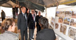 Cumhurbaşkanı Ersin Tatar KŞK’nın Atlılar Şehitliği’ndeki kazı çalışmalarını inceledi