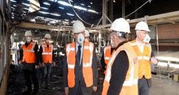 Cumhurbaşkanı Ersin Tatar, yangında hasar gören Gürdağ tuğla fabrikasını ziyaret etti