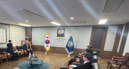 Büyükelçinin Kore Yeungnam Üniversitesi Rektörü ile Görüşmesi