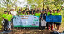 Taylandda yaşayan həmyerlimiz ağacəkmə aksiyası təşkil edib