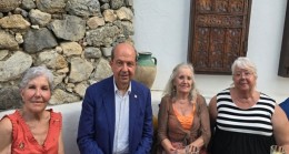 Cumhurbaşkanı Ersin Tatar, KKTC’de yaşayan İngilizlerle Karaman’da bir araya geldi