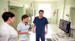Birleşik Rusya, Donbass’taki sağlık kurumlarına insani yardım bağışladı