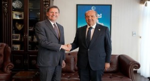Cumhurbaşkanı Ersin Tatar, BM Genel Sekreteri’nin Kıbrıs Özel Temsilcisi Stewart’ı kabul etti