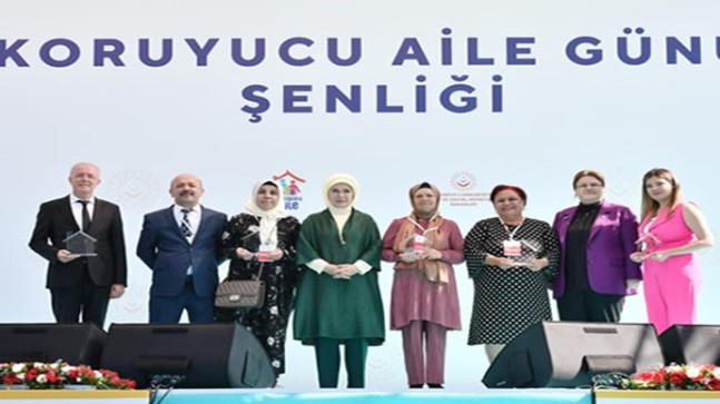 Emine Erdoğan, Koruyucu Aile Günü Şenliği’ne katıldı