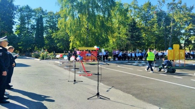 Birleşik Rusya’nın desteğiyle Lipetsk bölgesindeki Volovo’da yeni bir çocuk otomobil kasabası ortaya çıktı