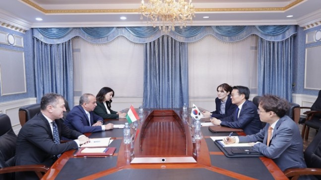 Meeting of the Deputy Minister of Foreign Affairs with the Ambassador of the Republic of Korea