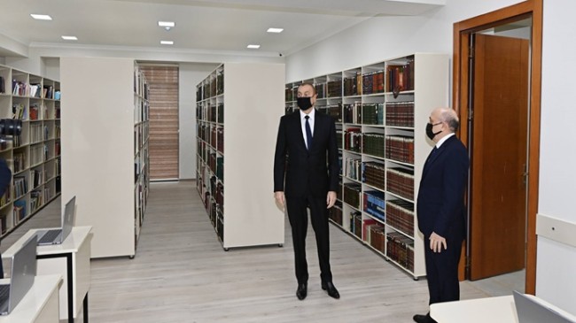 İlham Əliyev Azərbaycan İlahiyyat İnstitutunun yeni inzibati binasının açılışında iştirak edib