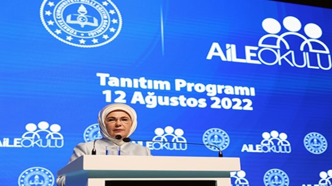 Emine Erdoğan, “Aile Okulu Tanıtım Programı”na katıldı