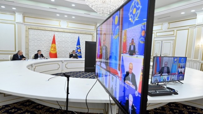 Президент Садыр Жапаров принял участие во внеочередной сессии СКБ ОДКБ