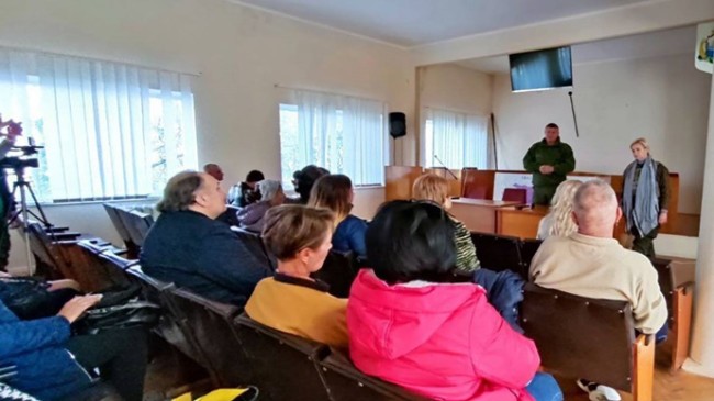 «Единая Россия» оказывает помощь жителям Херсонской области, которые решили выехать в другие регионы