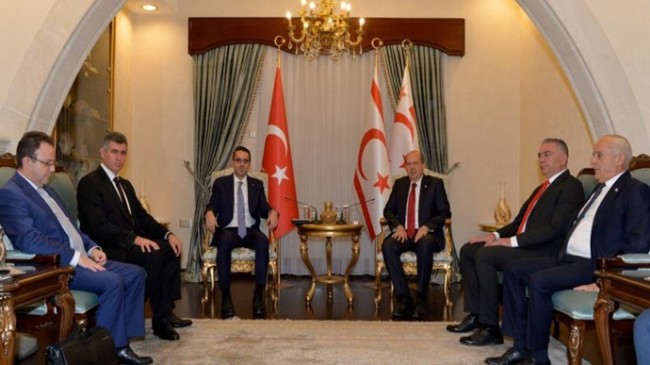 Cumhurbaşkanı Ersin Tatar, Türkiye Cumhuriyeti Dışişleri Bakan Yardımcısı Yasin Ekrem Serim’i kabul etti