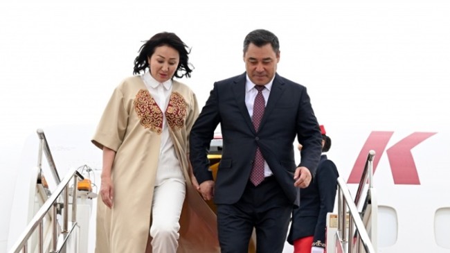 Президент Садыр Жапаров прибыл с государственным визитом в Китай