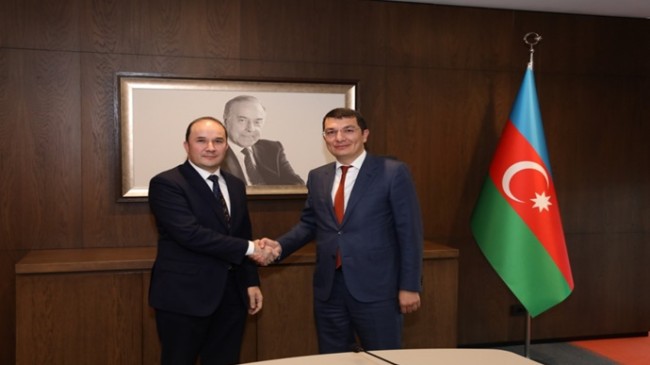 Tacikistan Cumhuriyeti Büyükelçisinin Azerbaycan Cumhuriyeti Ekonomi Bakan Birinci Yardımcısı ile görüşmesi