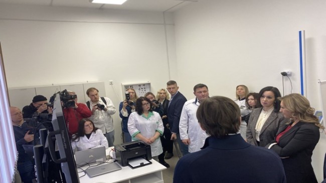 “Birleşik Rusya” okul sağlık ofislerinin modernizasyonu ve onlara personel sağlanması için bir programın geliştirilmesini başlattı