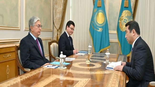 Devlet Başkanı Kasım-Jomart Tokayev, Tarım Bakanı Aydarbek Saparov’u kabul etti