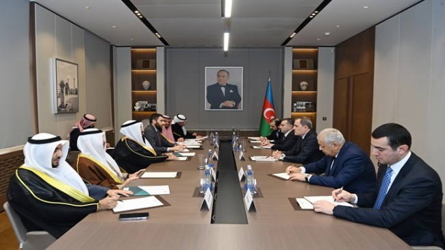 Bakan Ceyhun Bayramov’un Kuveyt-Azerbaycan Parlamentolararası Dostluk Grubu Başkanı Muhammad Haif Al-Muteiri başkanlığındaki heyetle görüşmesine ilişkin basın bilgisi