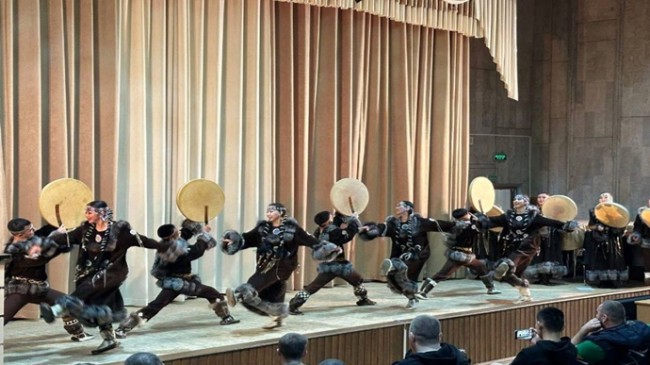 Birleşik Rusya Çukotka, Moskova’daki bir hastanede yaralı Kuzey Askeri Bölge askerleri için konser düzenledi