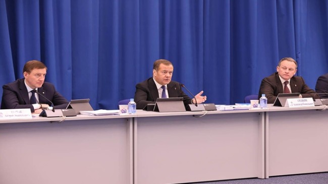 Dmitry Medvedev: Halkın “Birleşik Rusya” programının uygulanmasının başarısı, ülkenin bir bütün olarak başarısıdır