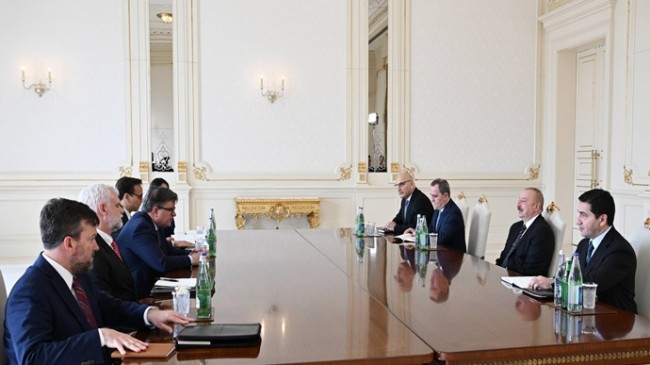 İlham Aliyev, ABD Dışişleri Bakanı’nın Avrupa ve Avrasya işlerinden sorumlu yardımcısını kabul etti