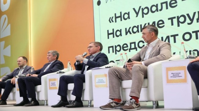 Vladimir Yakushev: Birleşik Rusya, Başkan’ın görevlerine uygun olarak parti projelerini optimize ediyor