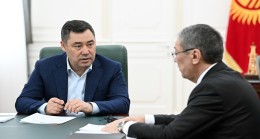 Президент Садыр Жапаров принял председателя Нацстаткома Бактыбека Кудайбергенова