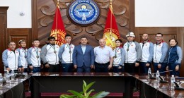 Президент Садыр Жапаров встретился с кыргызстанскими призерами XXIV летних Сурдлимпийских игр в Бразилии