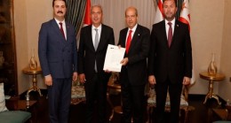 Cumhurbaşkanı Ersin Tatar, CHP Çorum milletvekili ile CHP KKTC temsilcisini kabul etti.