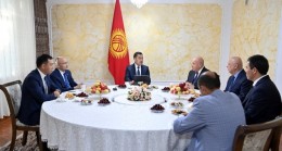Президент Садыр Жапаров встретился с высокими иностранными гостями в рамках международной программы «Каракол – культурная столица СНГ 2022 года»