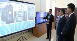 Президент Садыр Жапаров посетил Верховный суд и ознакомился с ходом цифровизации судебной системы страны