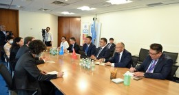 Президент Садыр Жапаров встретился с Администратором Программы развития ООН Акимом Штайнером