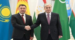 Касым-Жомарт Токаев провел встречу с Президентом Кыргызстана Садыром Жапаровым
