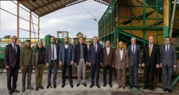 Cumhurbaşkanı Ersin Tatar, Güzelyurt bölgesinde bulunan Cypfruvex’i ziyaret etti.