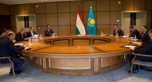 Встреча глав внешнеполитических ведомств Таджикистана и Казахстана