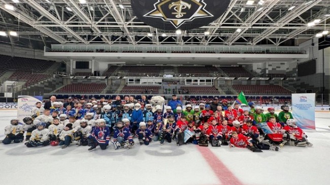 Во Владивостоке по партпроекту «Детский спорт» состоялся турнир по хоккею