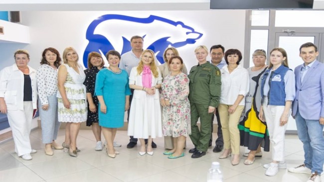 Дарья Лантратова: «Единая Россия» организует в Хакасии психологические тренинги для волонтёров, работающих с участниками СВО и их семьями